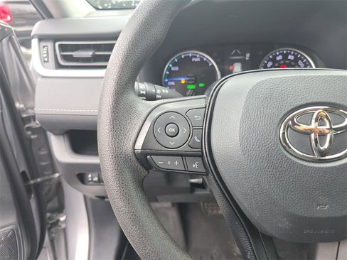 Used 2021 Toyota RAV4 XLE image 34