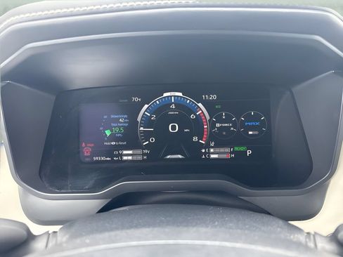 Used 2023 Toyota Sequoia Capstone AWD/4WD image 14