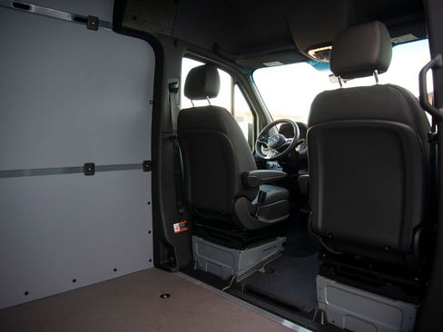 New 2026 Mercedes-Benz Sprinter 2500 image 19