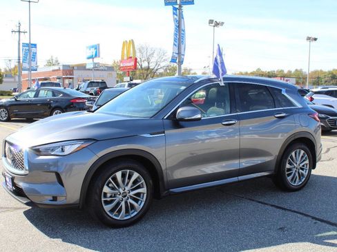 Used 2023 INFINITI QX50 Luxe image 2