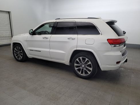 Used 2018 Jeep Grand Cherokee Overland image 3