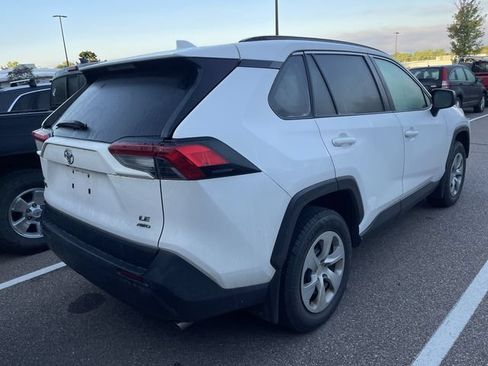 Used 2021 Toyota RAV4 LE AWD/4WD image 8