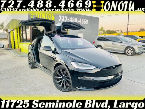 Used 2022 Tesla Model X Plaid image 5