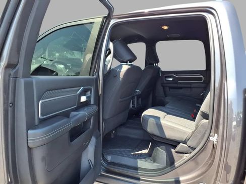 Used 2025 RAM 2500 Big Horn AWD/4WD image 24