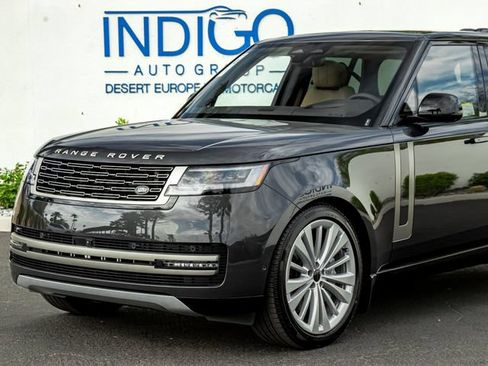 New 2026 Land Rover Range Rover SE AWD/4WD image 2