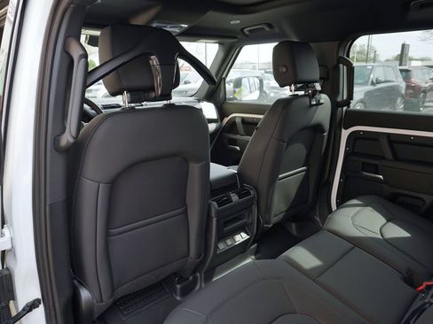 Used 2026 Land Rover Defender 110 S AWD/4WD image 29