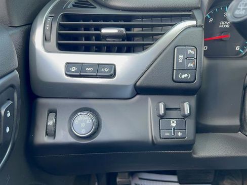 Used 2017 Chevrolet Tahoe Premier image 31