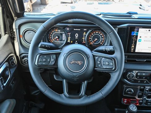 New 2026 Jeep Gladiator Mojave image 23