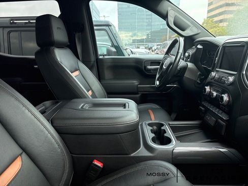 Used 2020 GMC Sierra 1500 AT4 w/ AT4 Preferred Package image 3