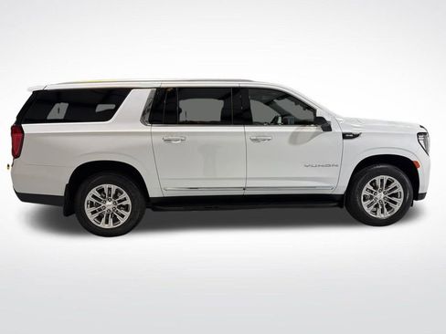 Used 2024 GMC Yukon XL SLT image 5