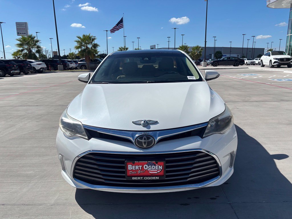 Used 2018 Toyota Avalon Limited FWD image 15
