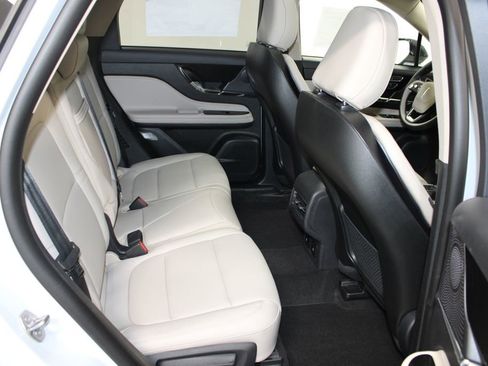 New 2026 Lincoln Corsair Premiere image 32