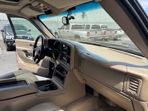 Used 2007 Chevrolet Silverado 3500 LT w/ Heavy-Duty Power Package AWD/4WD image 36