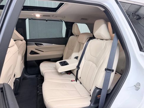 Certified 2023 INFINITI QX60 Luxe w/ Performance Audio Package FWD image 34