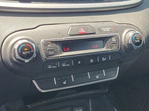 Used 2020 Kia Sorento EX FWD image 24