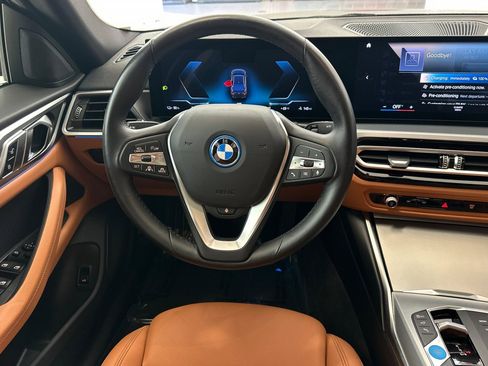 Certified 2023 BMW i4 eDrive35 image 28
