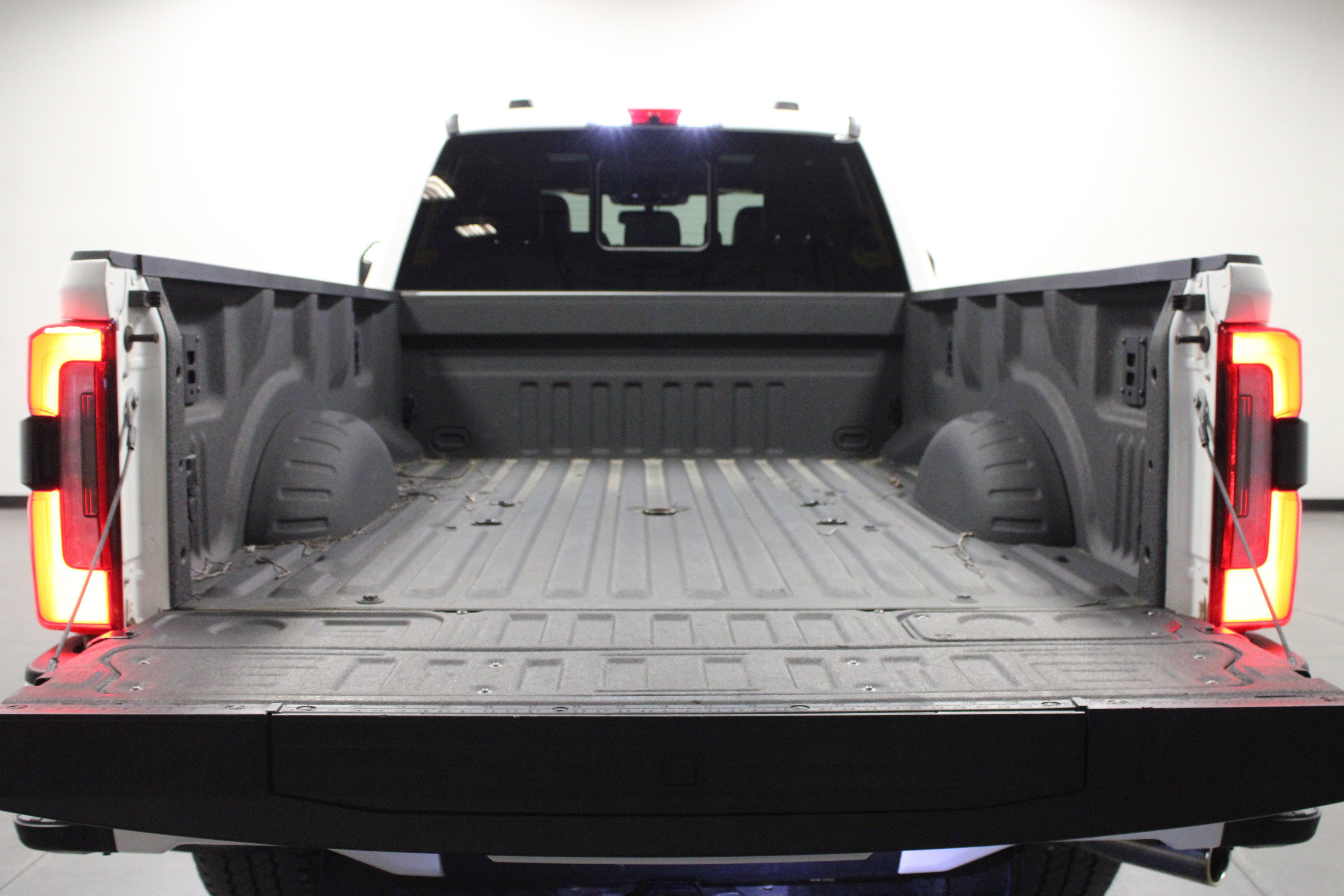 Used 2026 Ford F250 Platinum AWD/4WD image 14
