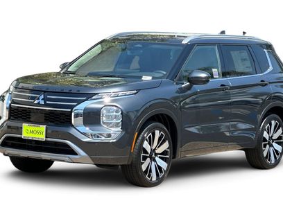 New 2025 Mitsubishi Outlander SEL