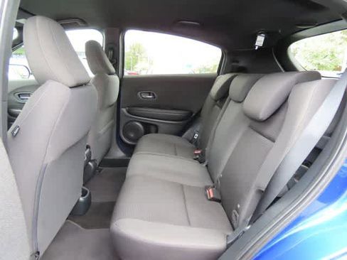 Used 2022 Honda HR-V Sport image 12