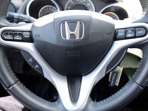 Used 2010 Honda Fit Sport image 27