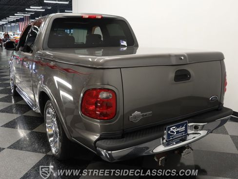 Used 2002 Ford F150 Harley-Davidson RWD image 8