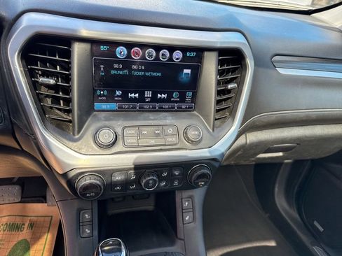 Used 2017 GMC Acadia SLT AWD/4WD image 24