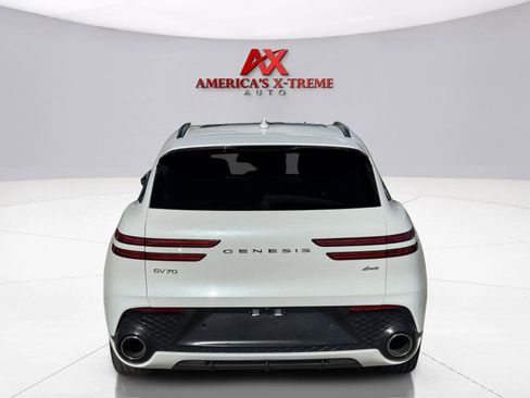 Used 2022 Genesis GV70 2.5T w/ Sport Prestige Package AWD/4WD image 5