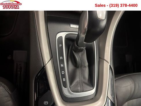 Used 2015 Ford Fusion SE w/ Equipment Group 202A image 24