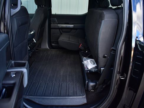 Used 2021 Ford F150 XLT w/ Equipment Group 302A High image 28