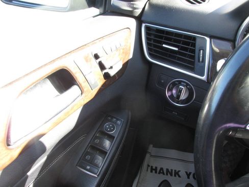 Used 2015 Mercedes-Benz ML 350 4MATIC image 47