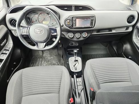 Used 2015 Toyota Yaris SE FWD image 10