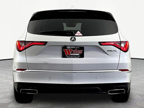 Used 2023 Acura MDX w/ Technology Package FWD image 5