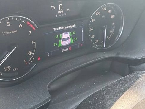 Used 2021 Cadillac XT6 Luxury FWD image 7
