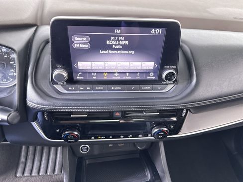 Used 2021 Nissan Rogue SV w/ Premium Package image 49