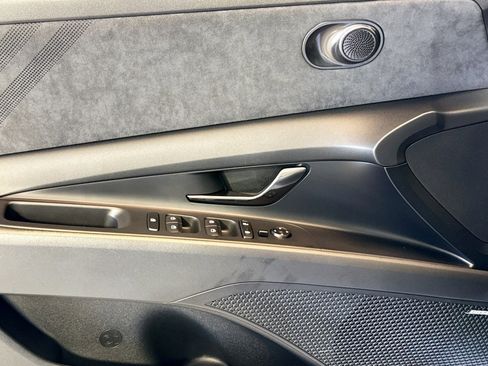 Used 2023 Hyundai Elantra N image 17