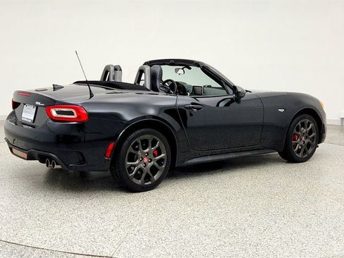 Used 2018 FIAT 124 Spider Abarth w/ Navigation & Sound Group image 5