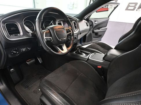 Used 2020 Dodge Charger Scat Pack w/ Dynamics Package RWD image 24