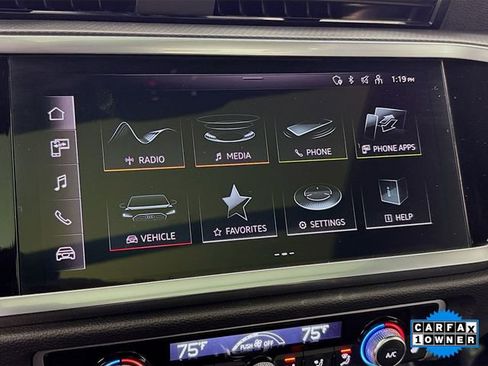 Used 2024 Audi Q3 2.0T Premium Plus image 15