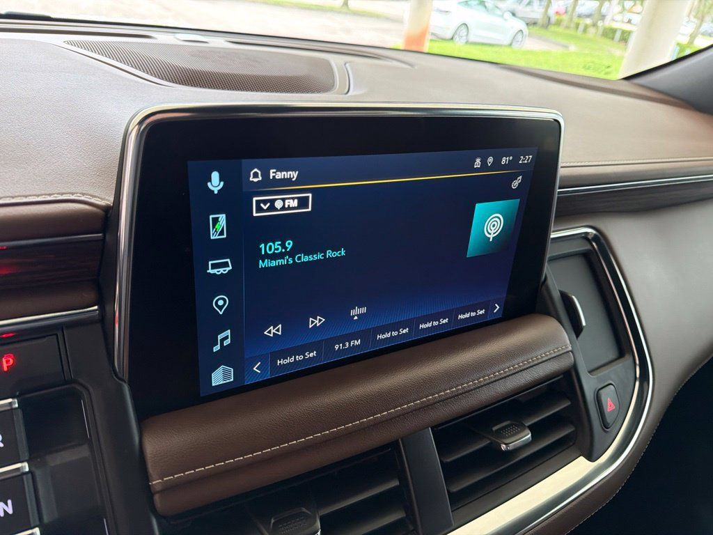 Used 2022 Chevrolet Tahoe High Country RWD image 8