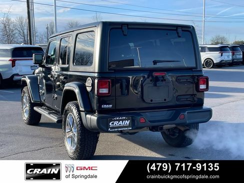Used 2021 Jeep Wrangler Unlimited Sahara AWD/4WD image 5