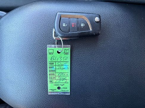 Certified 2025 Toyota RAV4 LE AWD/4WD image 28