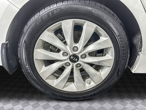 Used 2018 Kia Optima S image 30