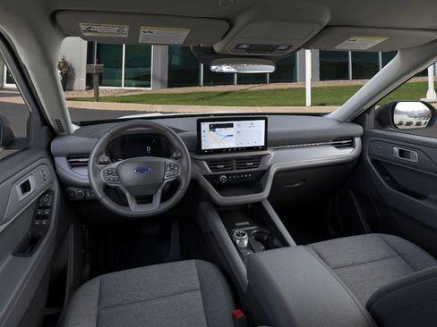 New 2025 Ford Explorer Active image 9