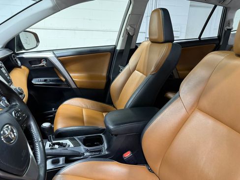 Used 2018 Toyota RAV4 Limited w/ All Weather Liner Package image 14