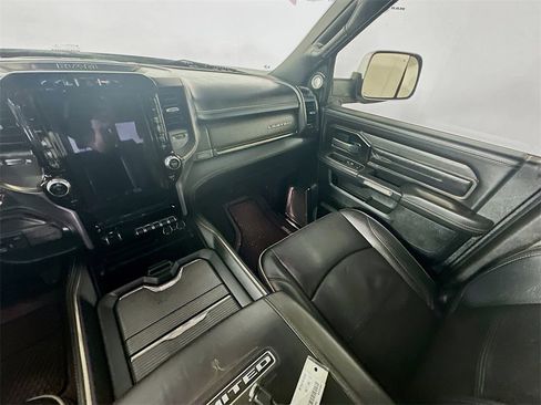 Used 2021 RAM 3500 Limited image 11