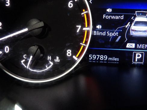 Used 2022 Nissan Altima 2.5 SR FWD image 17