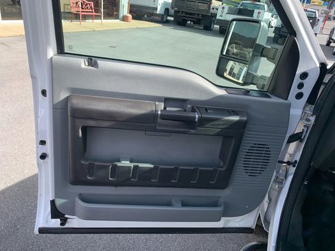 Used 2014 Ford F350 XL image 9