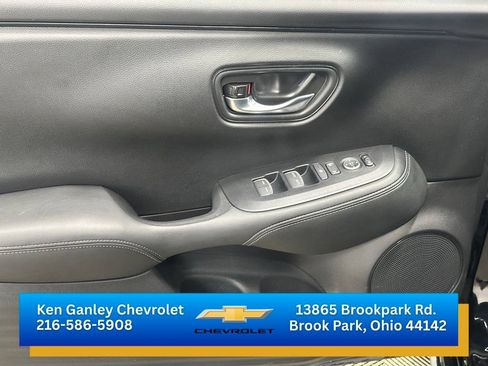 Used 2025 Honda HR-V EX-L image 7