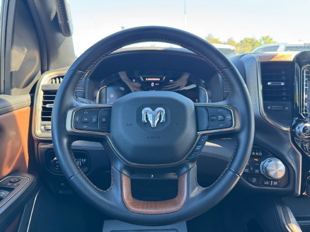 Used 2023 RAM 1500 Longhorn AWD/4WD image 15