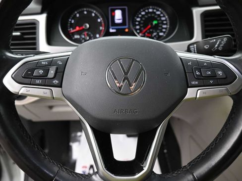Used 2021 Volkswagen Atlas SE w/ Panoramic Sunroof Package AWD/4WD image 6